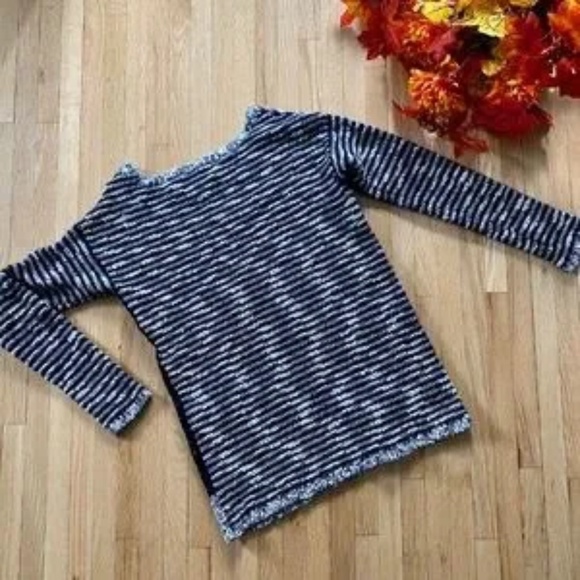 Moth by Anthropologie Black & White Lace Staccato Stripe Tunic Sweater Size S - Picture 9 of 10